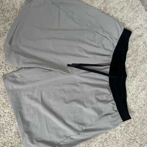 GAP Gray and Black Athletic Shorts Lightweight Relaxed Fit